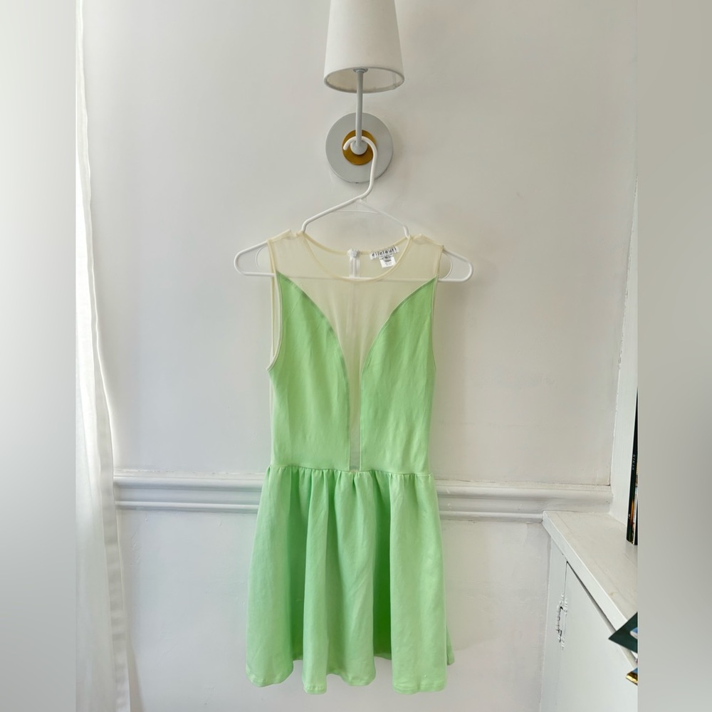 Ellelauri green dress size S